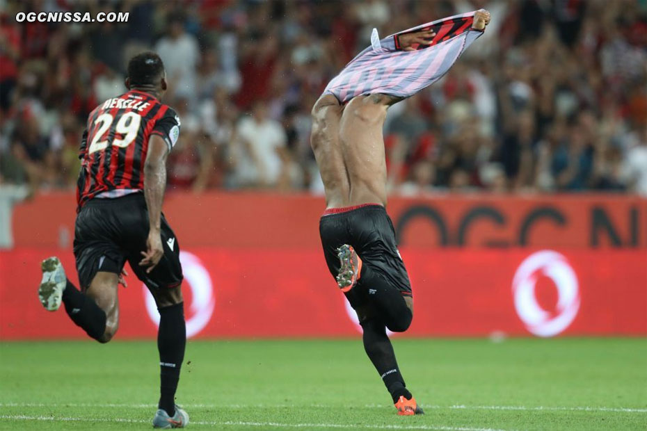 Nice s'impose 2 à 1 grâce à son capitaine Dante Bonfim