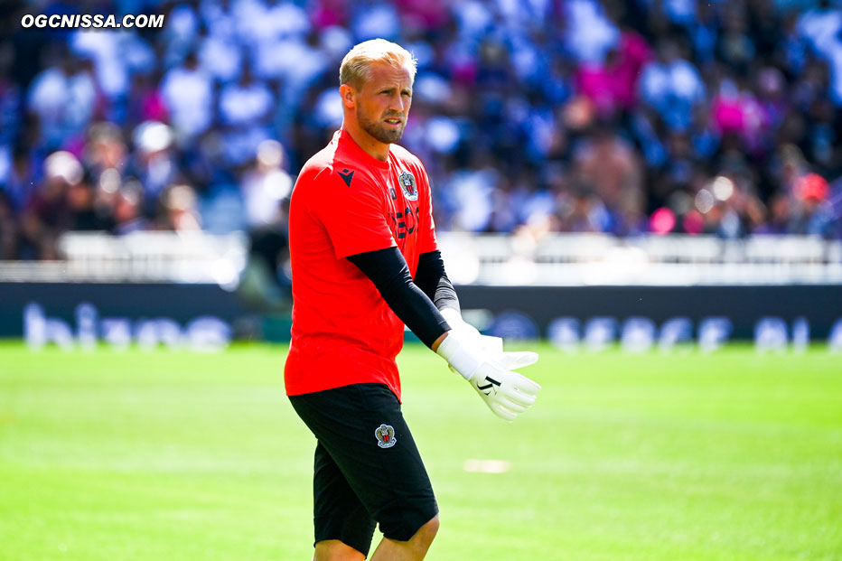 Première apparition sur la feuille de match pour Kasper Schmeichel, resté sur le banc pour ce match