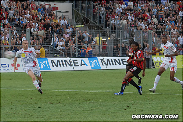 Loic Remy ouvre le score !