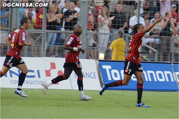 Premier match au Ray et premier but pour Loic Remy