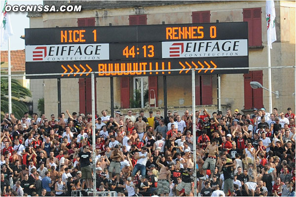 Nice ouvre le score juste avant la pause