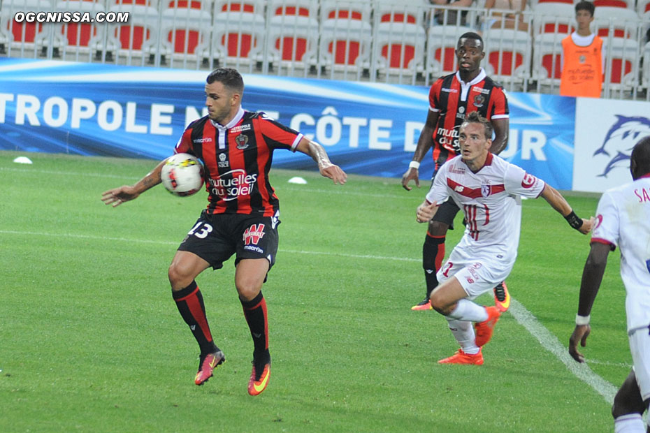 Valentin Eysseric devant Eric Bauthéac