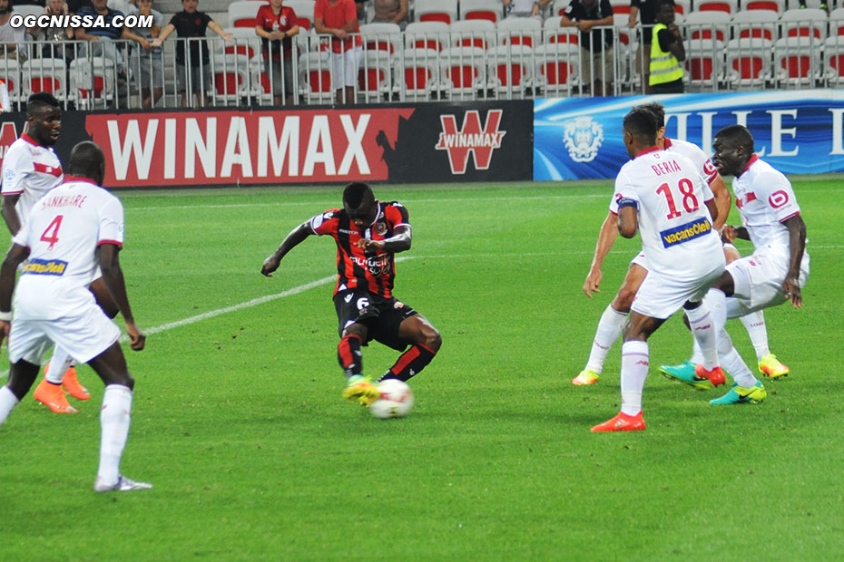 Tentative de Jean-Michael Seri