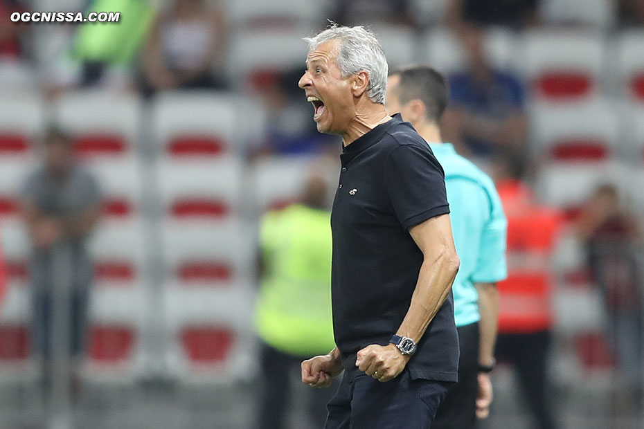 Lucien Favre donne de la voix