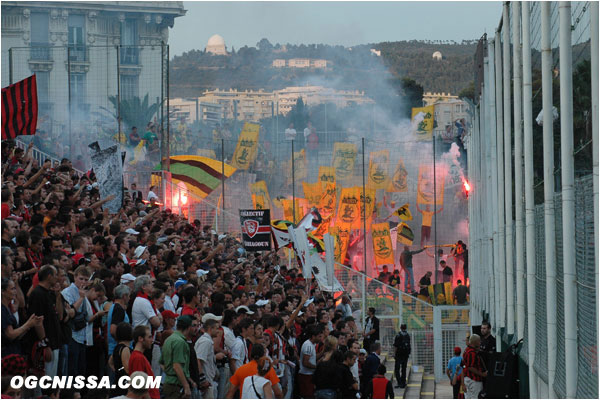 Les supporters nantais ayant fait le déplacement ne sont pas en reste