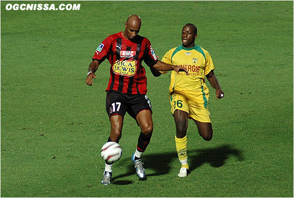 En défense, Sammy Traoré veille