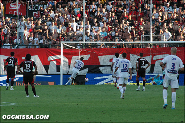 4e  but lyonnais, sur un penalty généreux dans les dernières secondes du match