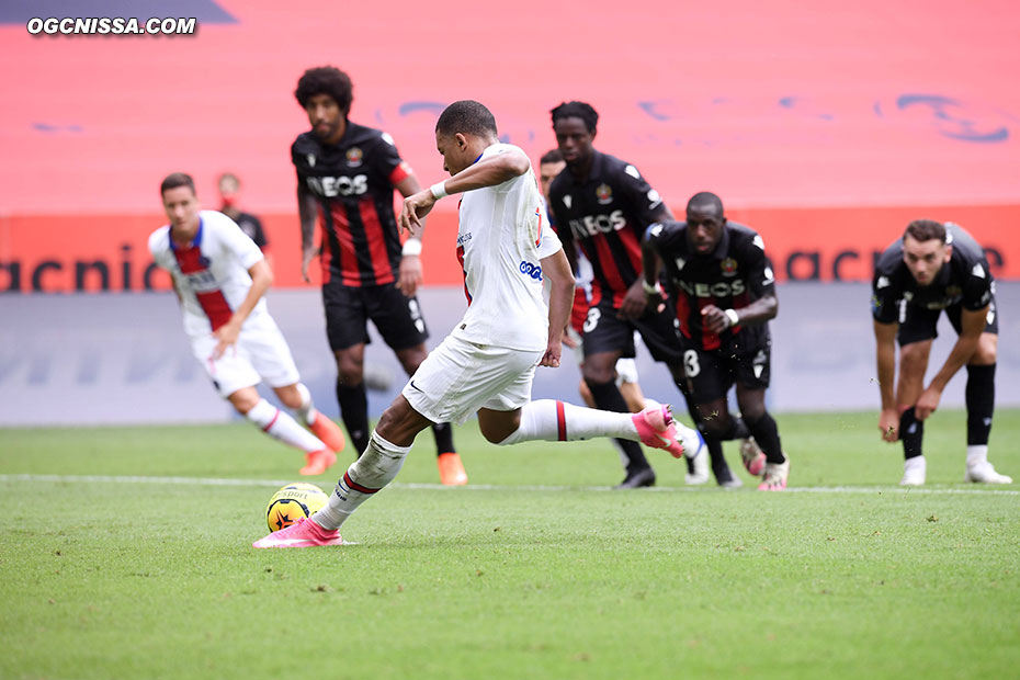 Mbappé transforme