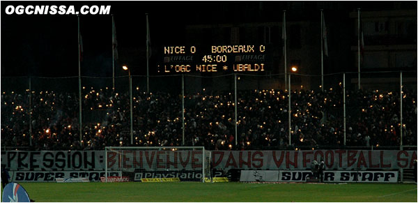 Réception de Bordeaux pour ce premier match de l'année 2005. Bon rendu pour le tifo BSN.