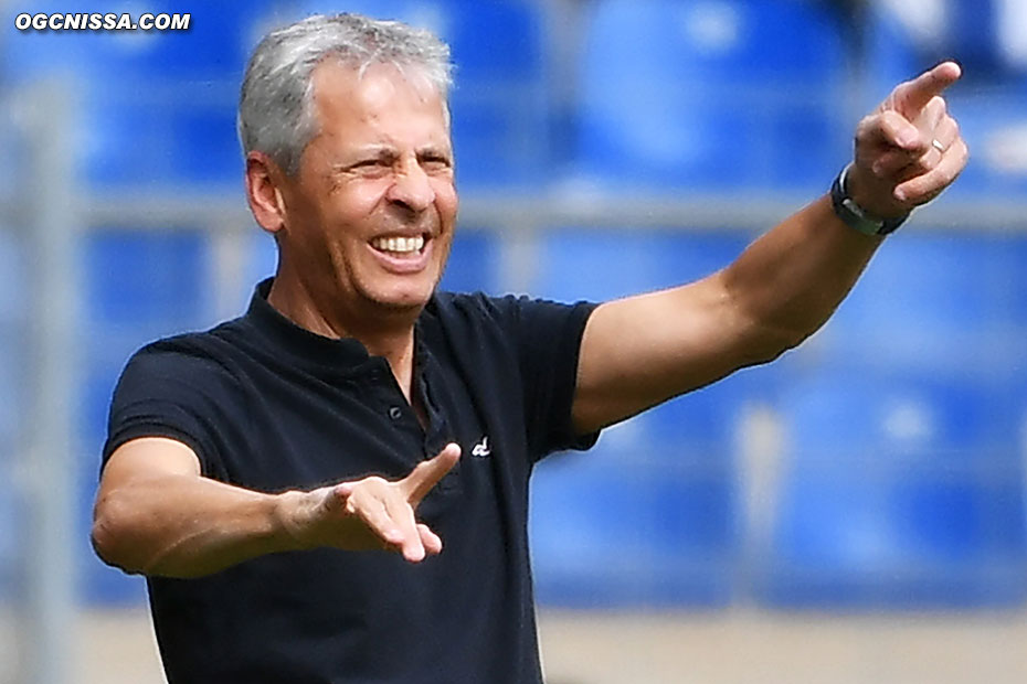 Lucien Favre change de tactique