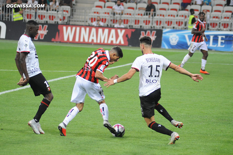 Youcef Atal obtient un pénalty