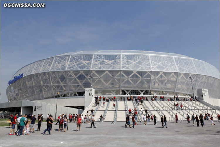 Le nouveau stade du Gym affiche complet