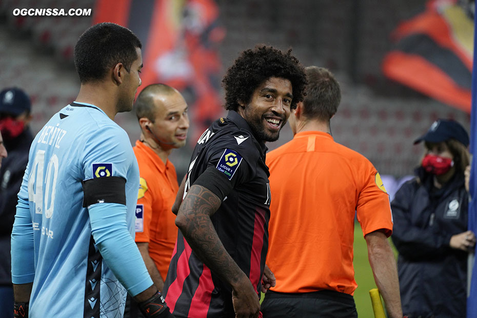 C'est terminé, le Gym de Dante Bonfim s'impose 2 buts à 1.