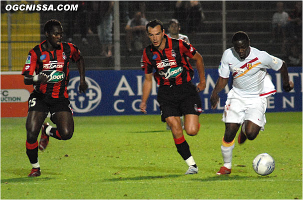 Apam et Hognon font un match sérieux