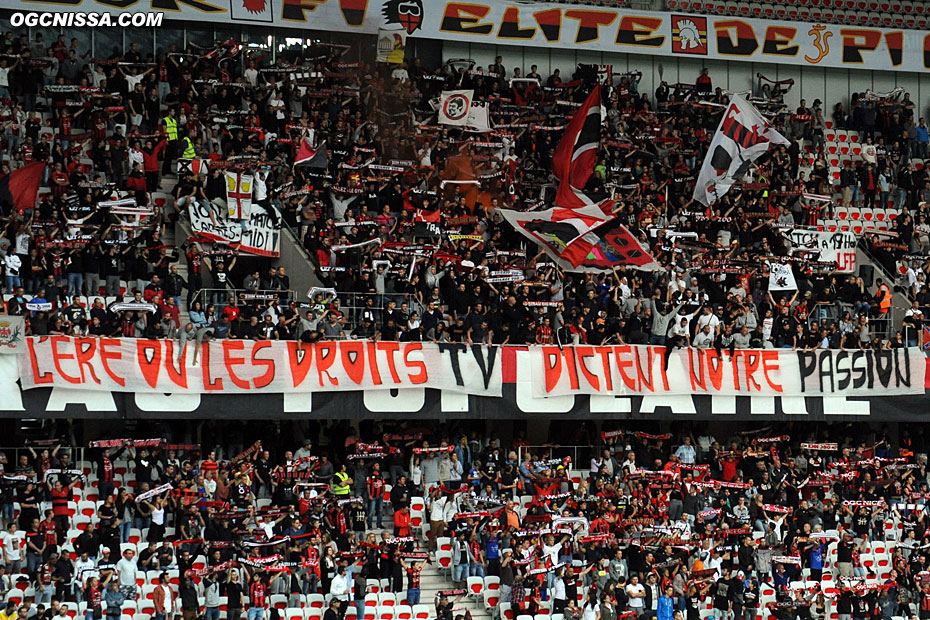 Banderole à destination de la Ligue pour cette rencontre face à Bordeaux en BSN