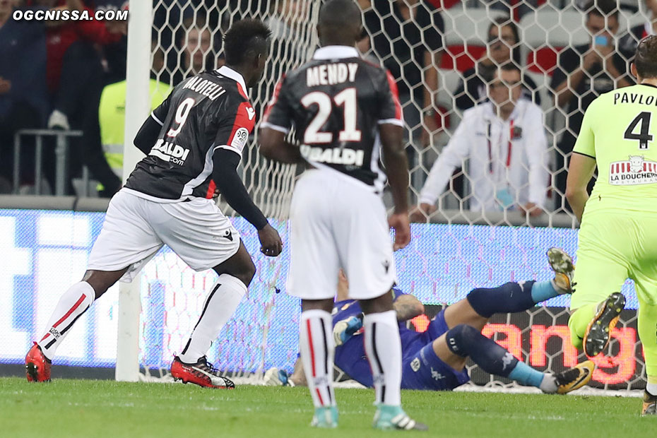 Le contre pied parfait pour Mario Balotelli