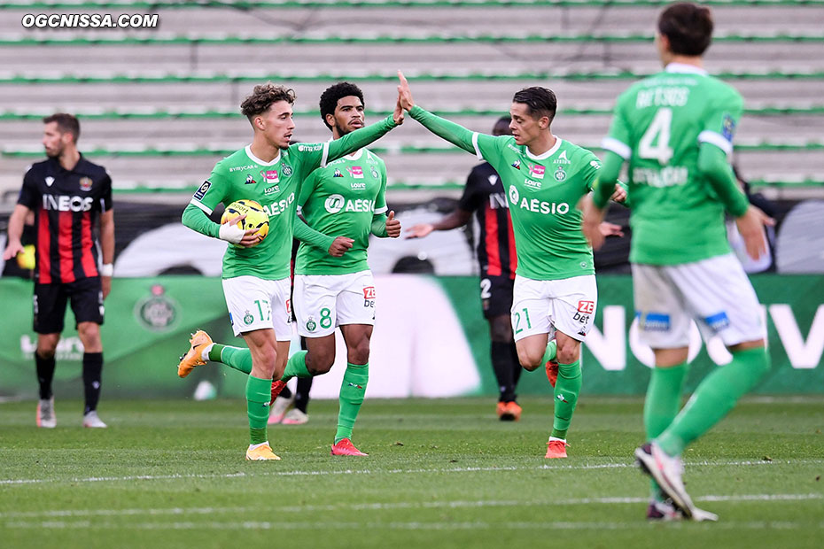 St Etienne réduit le score en seconde période