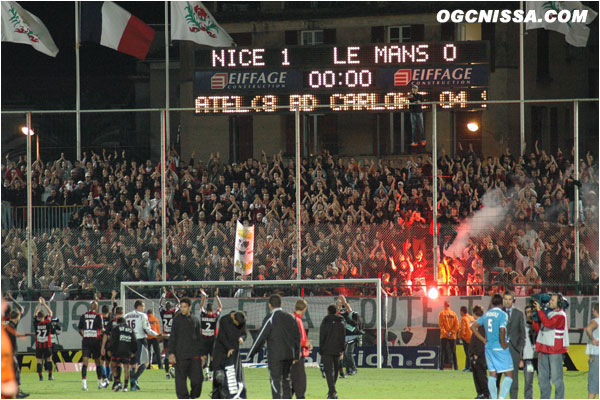 Les joueurs vont saluer la BSN