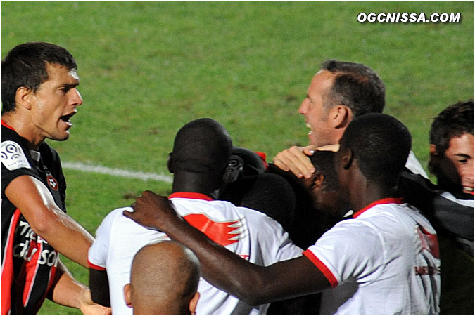 Le premier but de Dja Djédjé sous ses nouvelles couleurs, dans les arrêts de jeu de cette rencontre