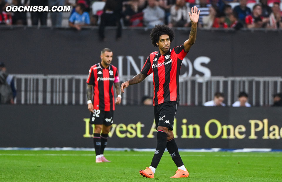 Dante Bonfim fait son retour de blessure