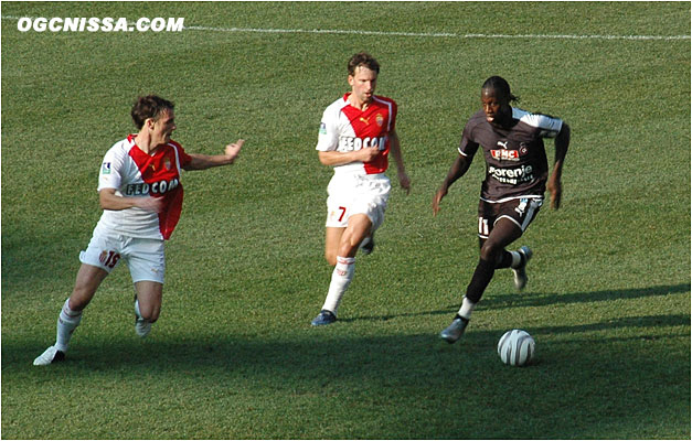 Mamadou Bagayoko, meilleur buteur niçois, est très surveillé.