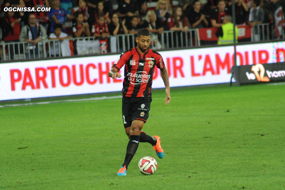 Lloyd Palun, désormais titulaire en latéral droit