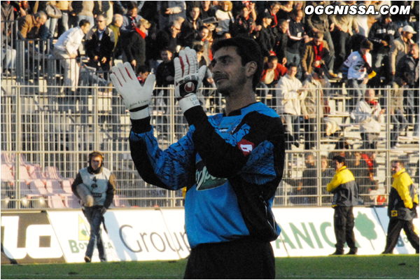 Lionel Letizi peut lever les mains au ciel, Nice s'impose une nouvelle fois au Ray