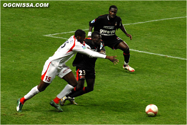 Yaya Touré est rentré côté monégasque, en duel avec Drissa Diakité