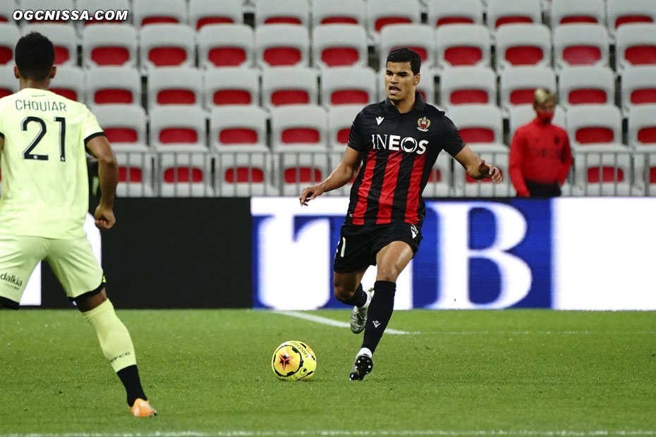 Danilo Barbosa titulaire en défense centrale