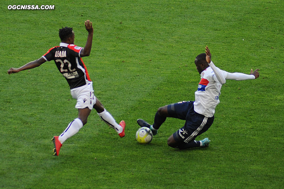 Arnaud Lusamba entré à la pause