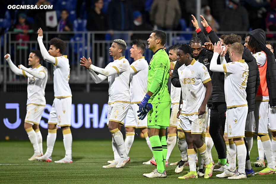Nice s'impose 2 buts à 1 dans la difficulté à Clermont