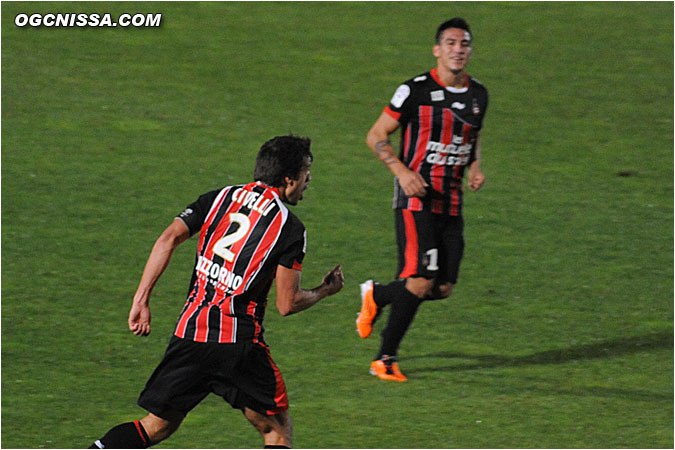 2 - 0 ! La joie pour Renato Civelli et Fabian Monzon