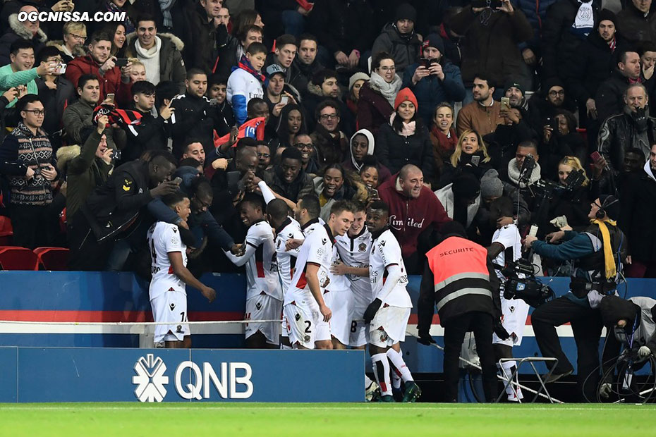 La joie d'Alassane Pléa et des niçois juste avant la pause