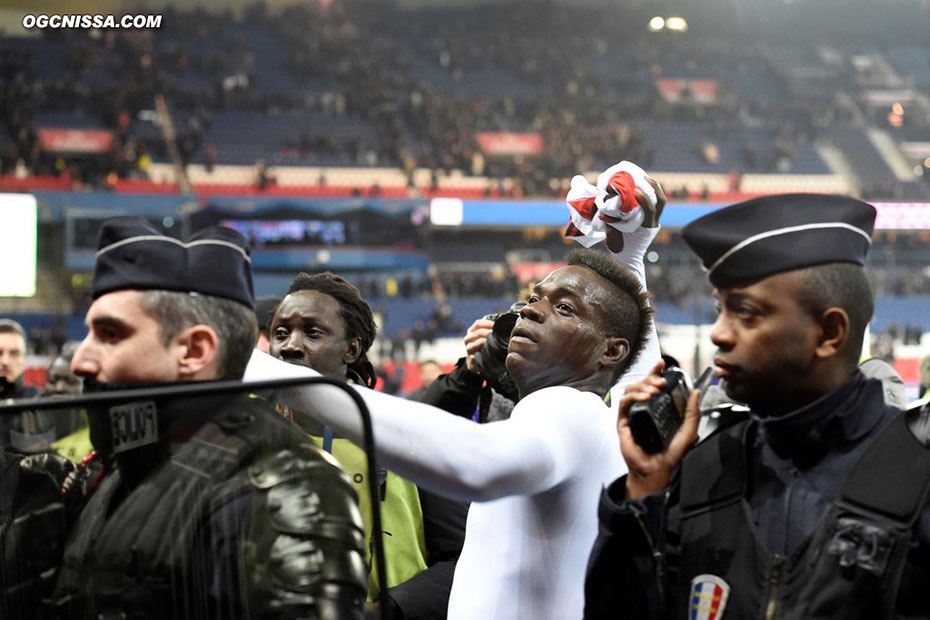 Mario Balotelli viendra donner son maillot aux supporters niçois