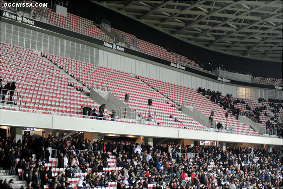 La BSN fera 15 minutes de tribune vide, pour protester contre l'emprisonnement d'un des leurs suite aux incidents face à l'ASSE.