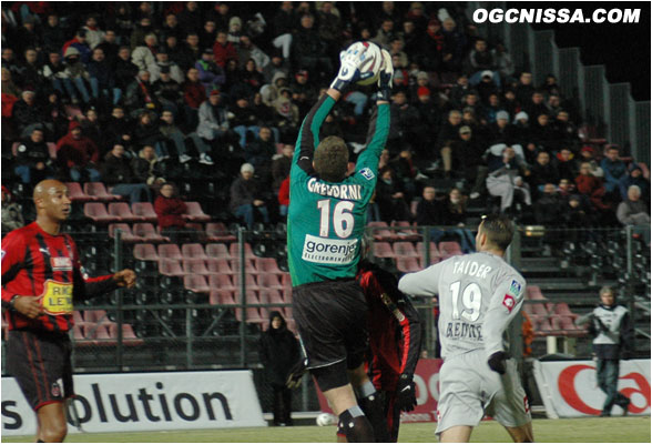 Belle sortie du gardien Damien Grégorini