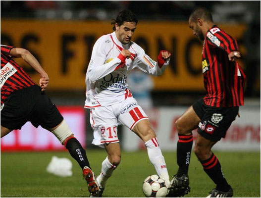 Et c'est sur un centre tir d'Hadji touché par Ospina que Berenger égalise