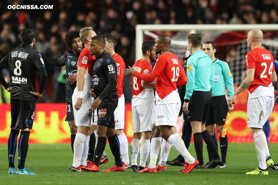 C'est terminé. Match nul 2 buts partout entre Monaco et Nice