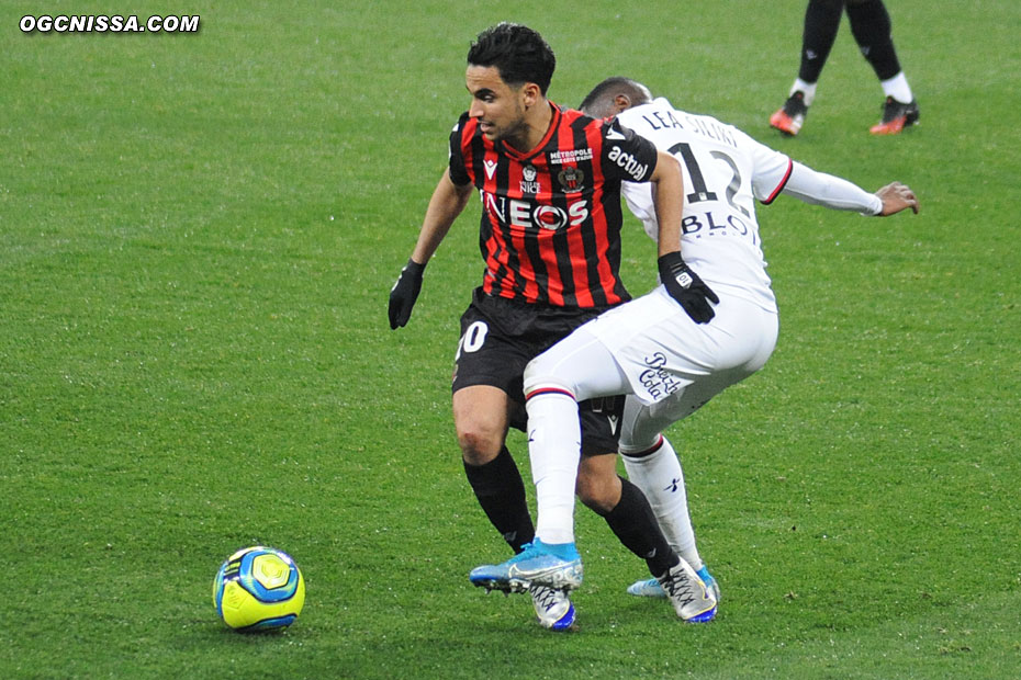 Adam Ounas, très en vue sur ce match