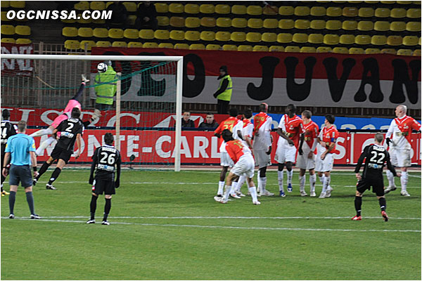 Didier Digard trouve le cadre et réduite le score