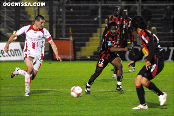 Bakari Koné ouvre pour Marama Vahirua...