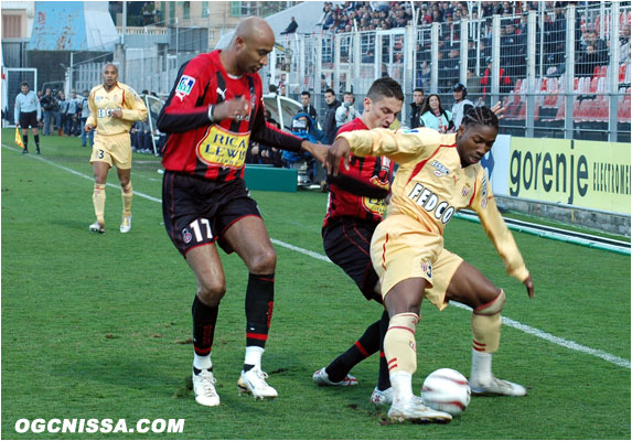 La lutte pour le ballon