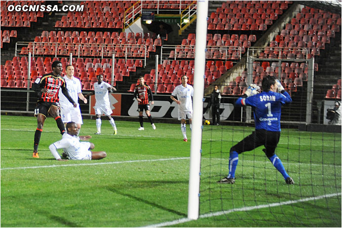 Le boulet de canon fini dans la lucarne de Sorin ! 1 - 0 ! 