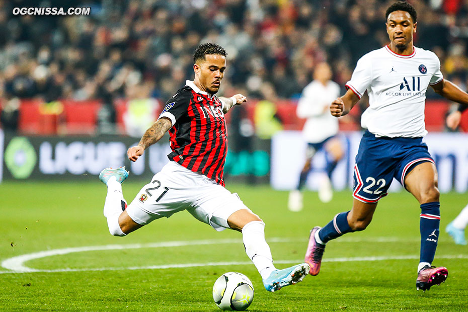 avec Justin Kluivert de l'autre côté