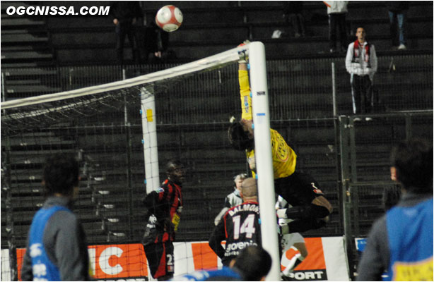 Belle claquette de Lloris