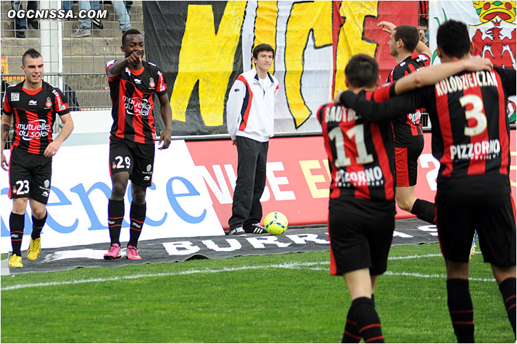 Premier but de Stéphane Bahoken en Ligue 1 ! Il peut remercier le passeur Eric Bauthéac