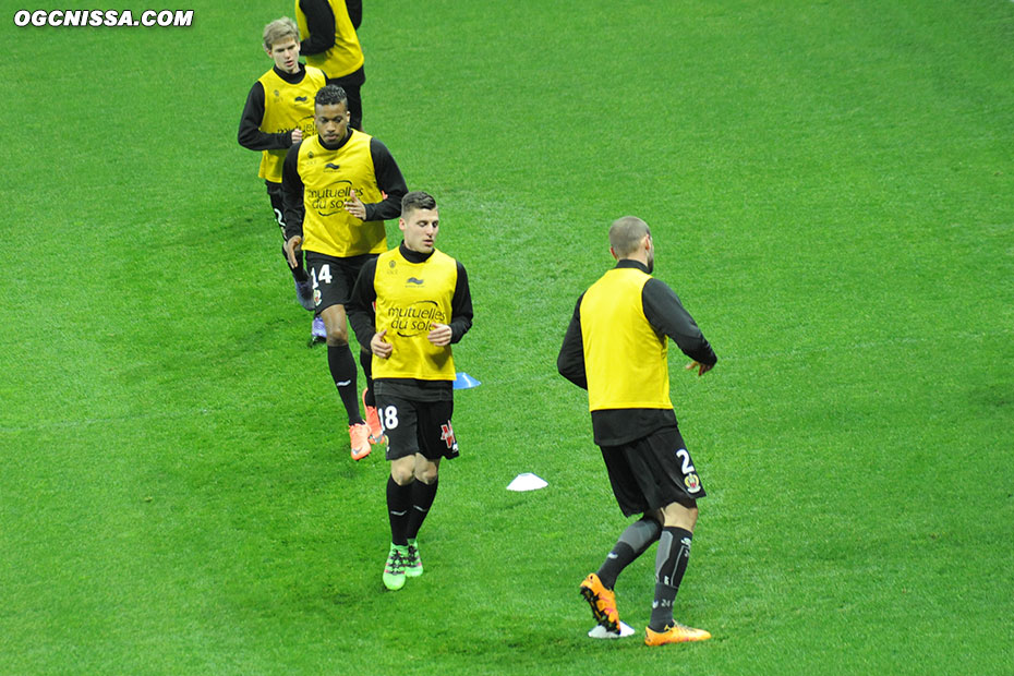 Echauffement des joueurs, avec la présence de Rémy Walter qui sera titulaire pour cette rencontre