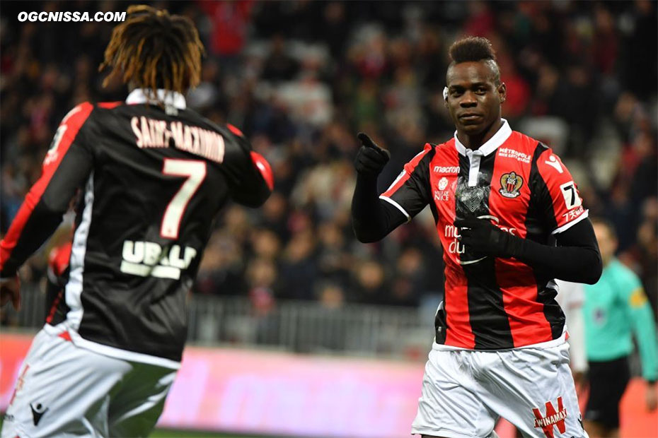 Mario Balotelli ouvre le score rapidement