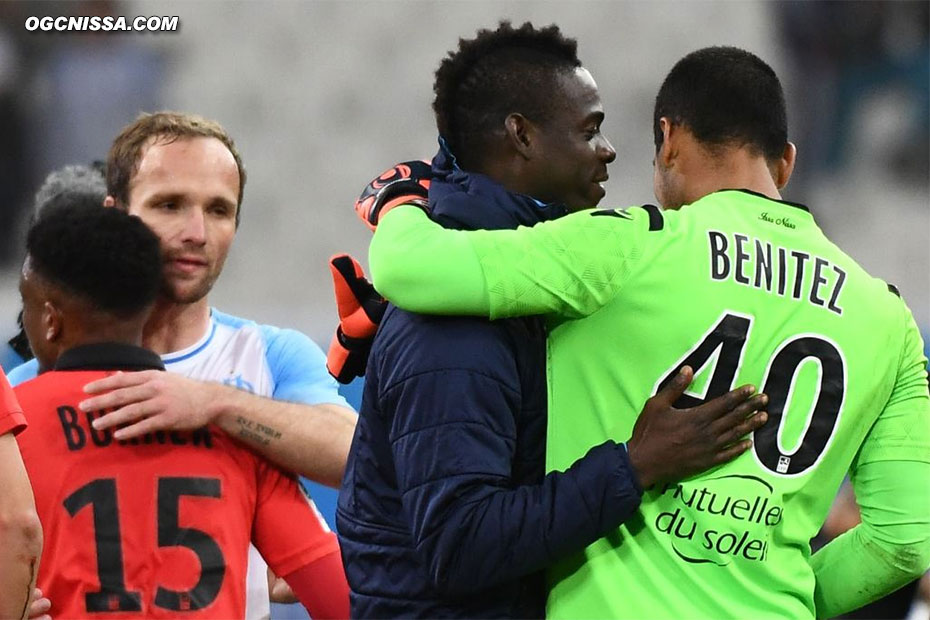 Les Anciens Aiglons Valére Germain et Mario Balotelli saluent leurs anciens partenaires.