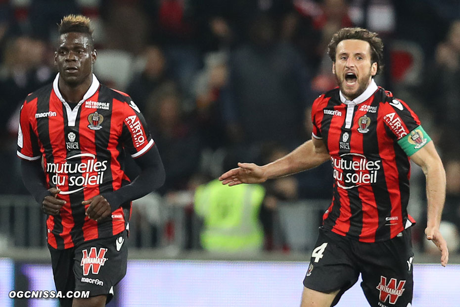 Paul Baysse harangue les troupes suite au but de Mario Balotelli